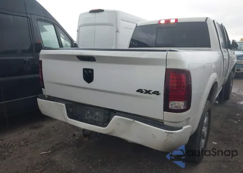 2018 Ram 2500 Laramie 4X4 6'4 Box из США, поврежденный, VIN 3C6UR5FL4JG170744